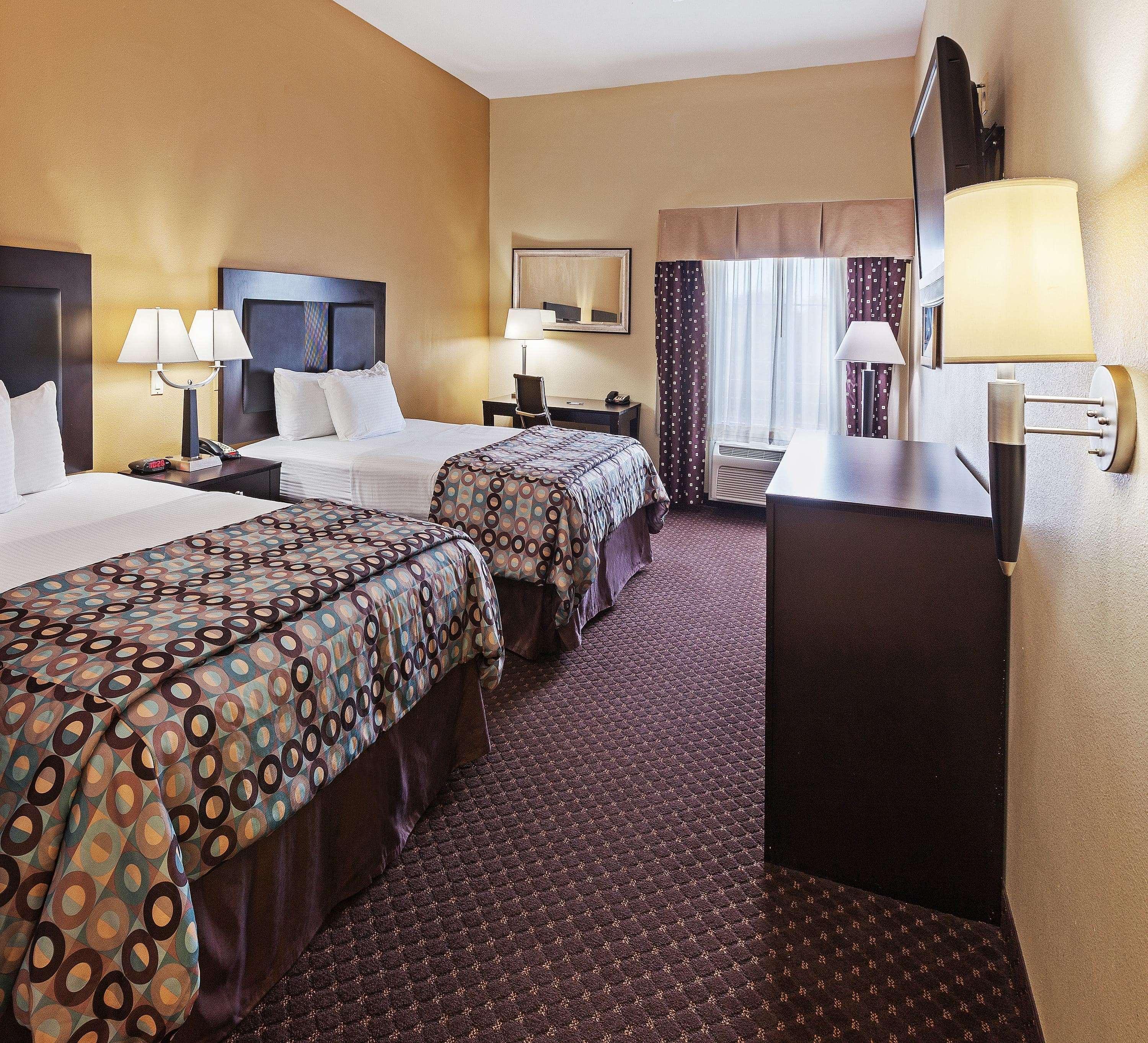 La Quinta By Wyndham Hotel