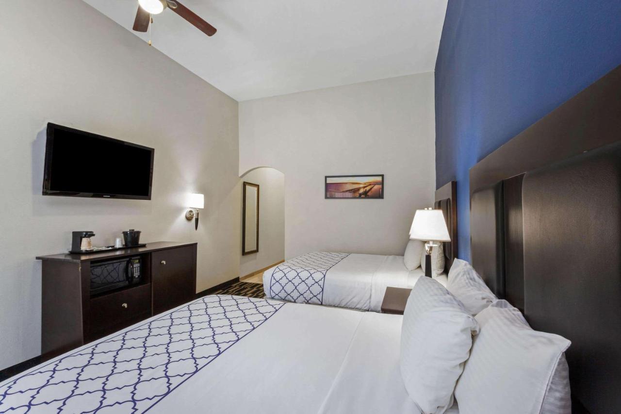 La Quinta By Wyndham Hotel Alvin